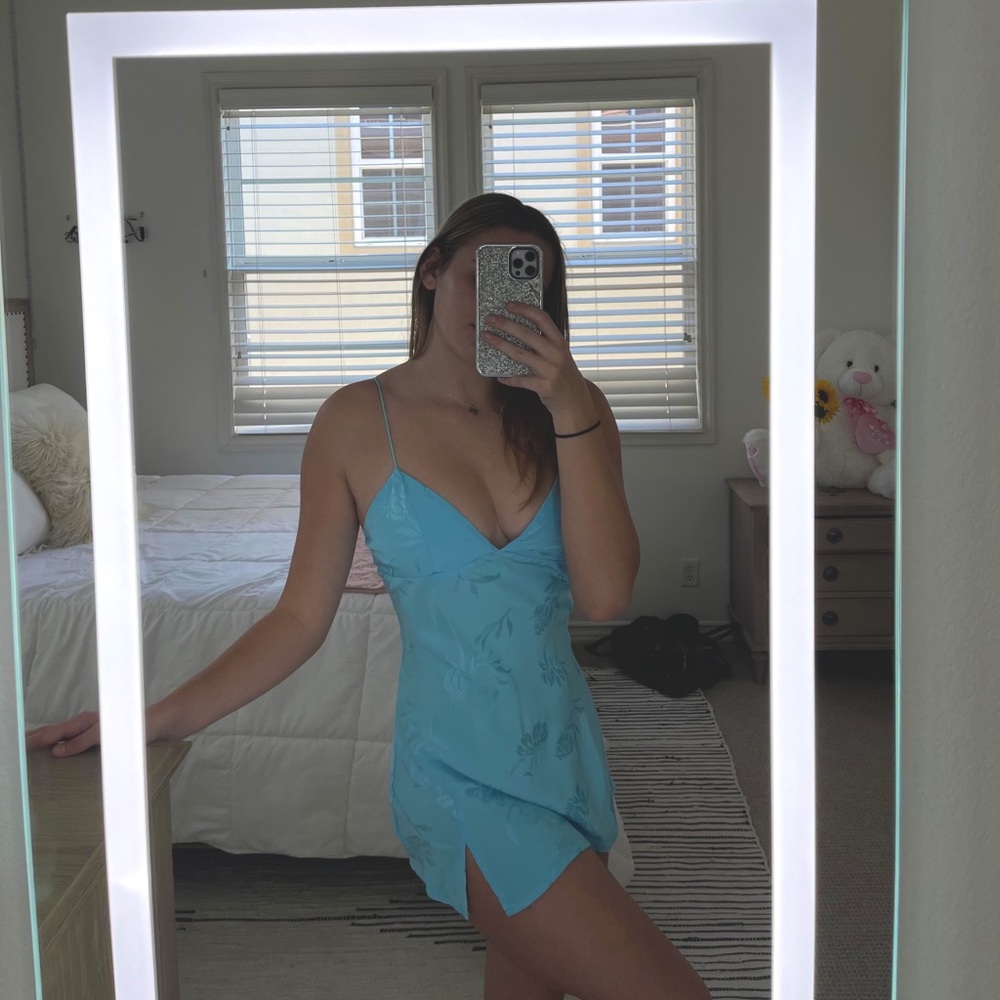 Isabelle’s Cabinet light blue dress!